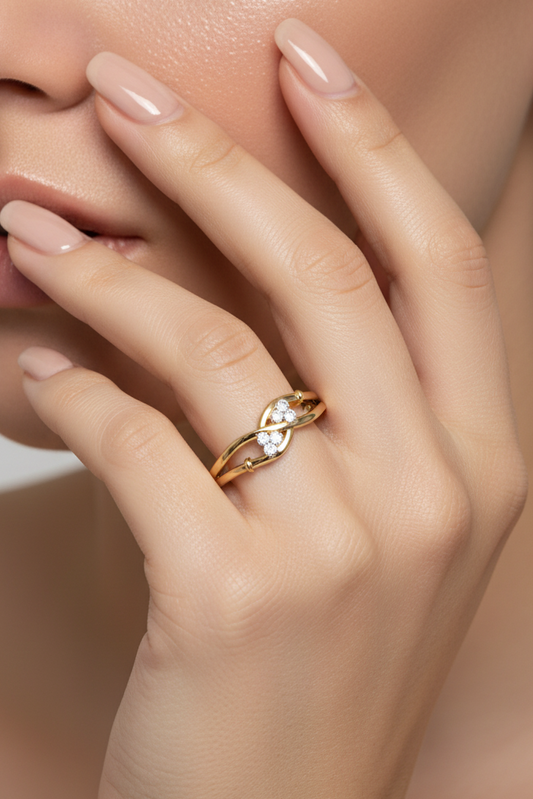 Intertwined Diamond Wave