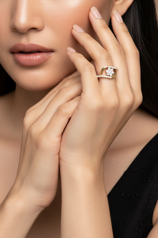 Curved Halo Diamond Floral
