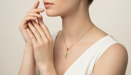 The Serpentine Diamond Wave Pendant