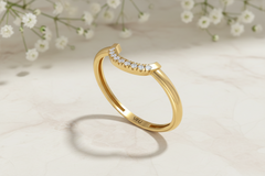 The Crescent Curve Ring