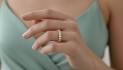 Classic Round Diamond Scallop Band