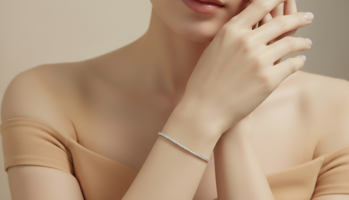 Luxe Line Diamond Flexi Bangle