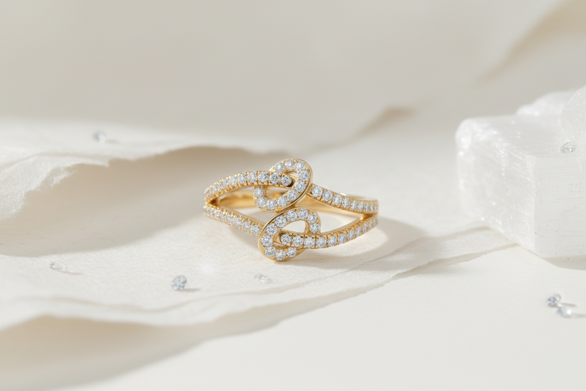 The Infinity Knot Diamond Ring