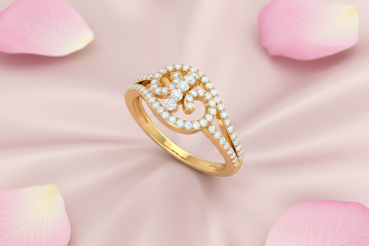 Sparkling Filigree Diamond Ring