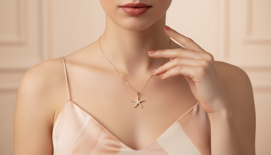 Dainty Starfish Pendant With Diamond and Gold