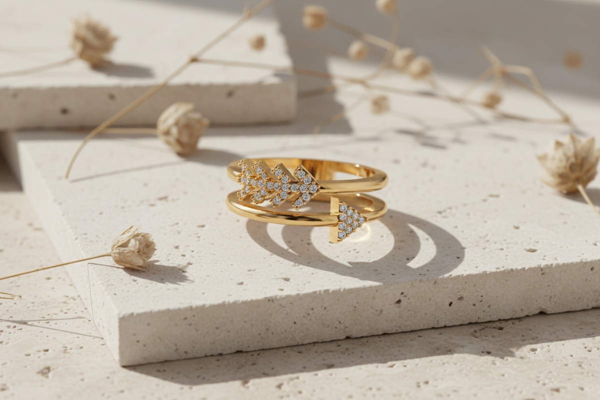 Arrowhead & Crown Style Open Accent Ring