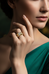 Asymmetrical Pavé Diamond
